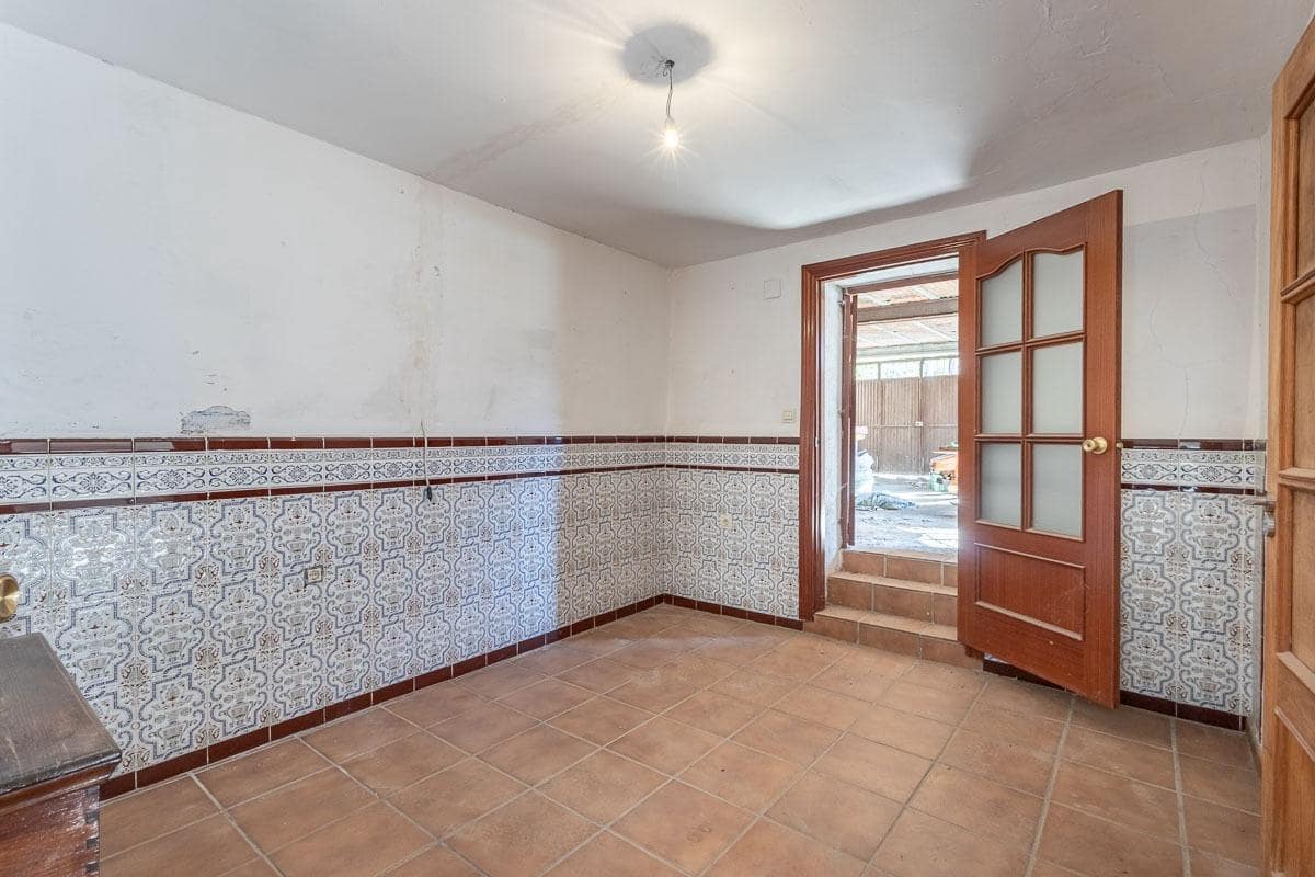 2 soverom Hus til salgs i Monachil med garasje - € 180 000 (Ref: 9436414)