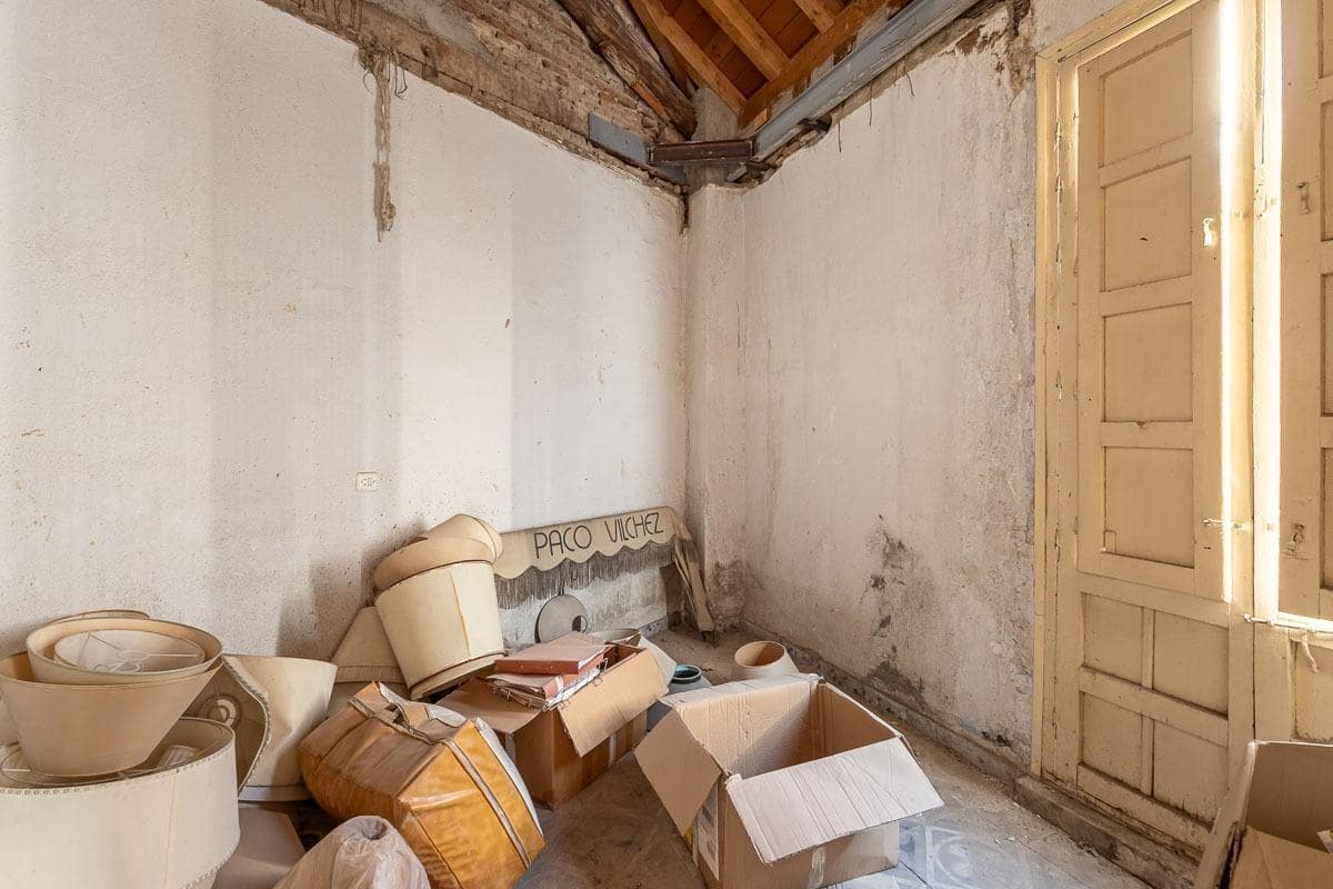 Erhverv til salg i Granada by - € 875.000 (Ref: 9436415)