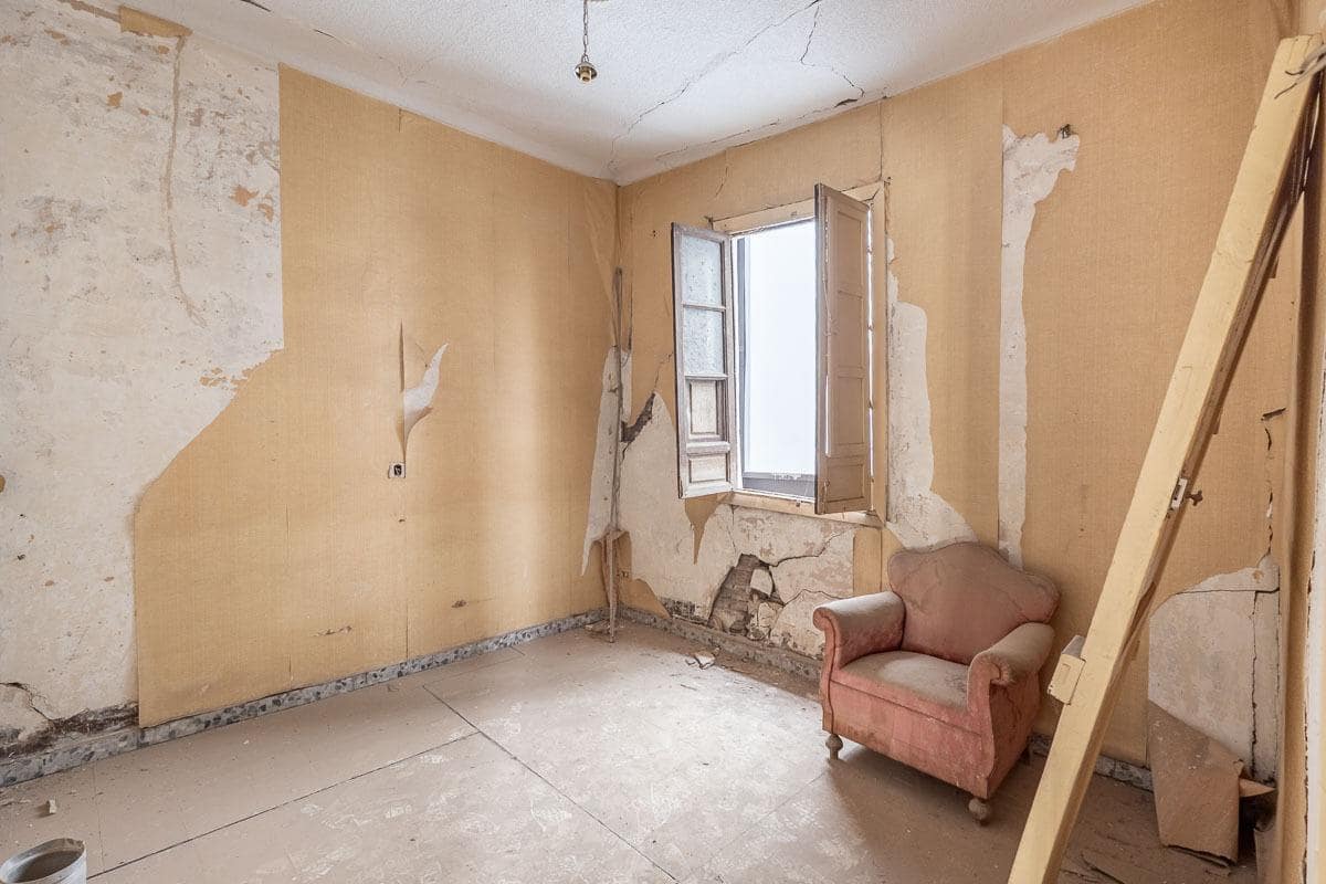 Erhverv til salg i Granada by - € 875.000 (Ref: 9436415)