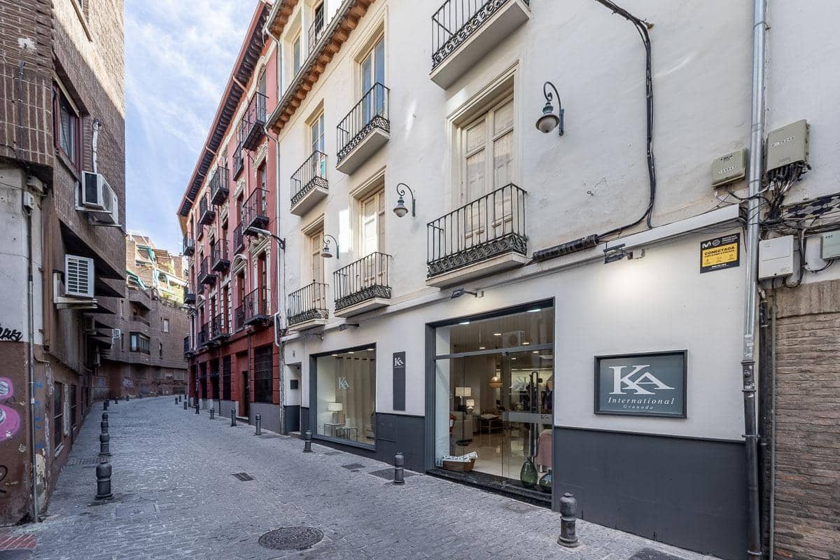 Erhverv til salg i Granada by - € 875.000 (Ref: 9436415)