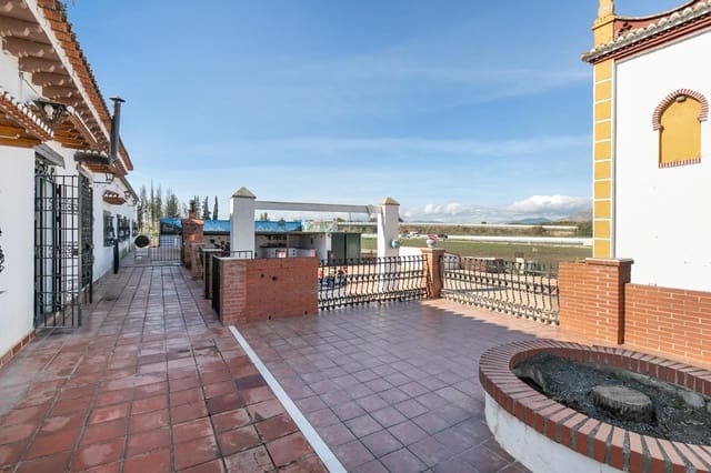 4 slaapkamer Finca/Landhuis te koop in Santa Fe - € 450.000 (Ref: 9438169)