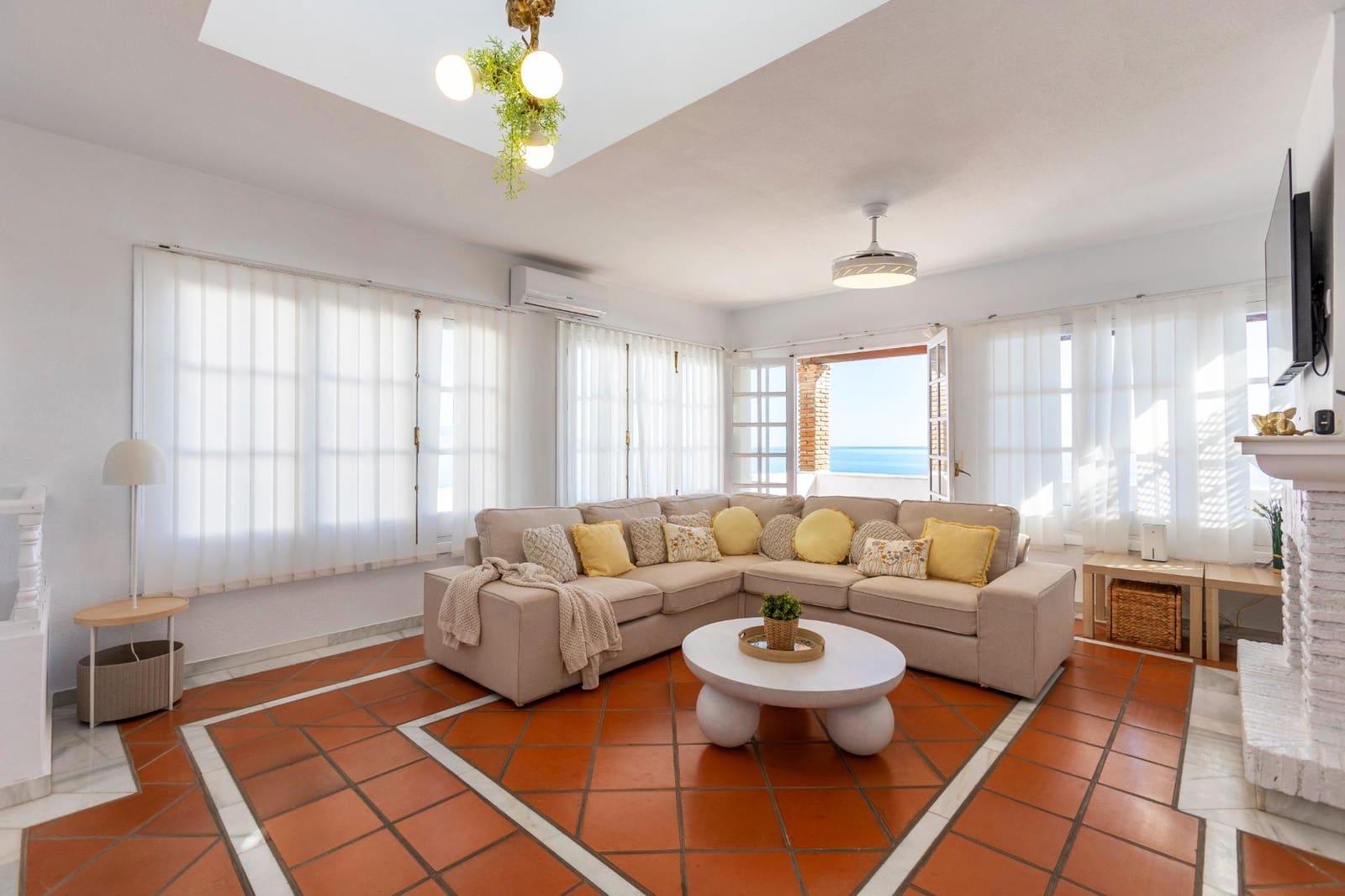 3 Zimmer Villa zu verkaufen in Almunecar mit Garage - 595.900 € (Ref: 9438170)