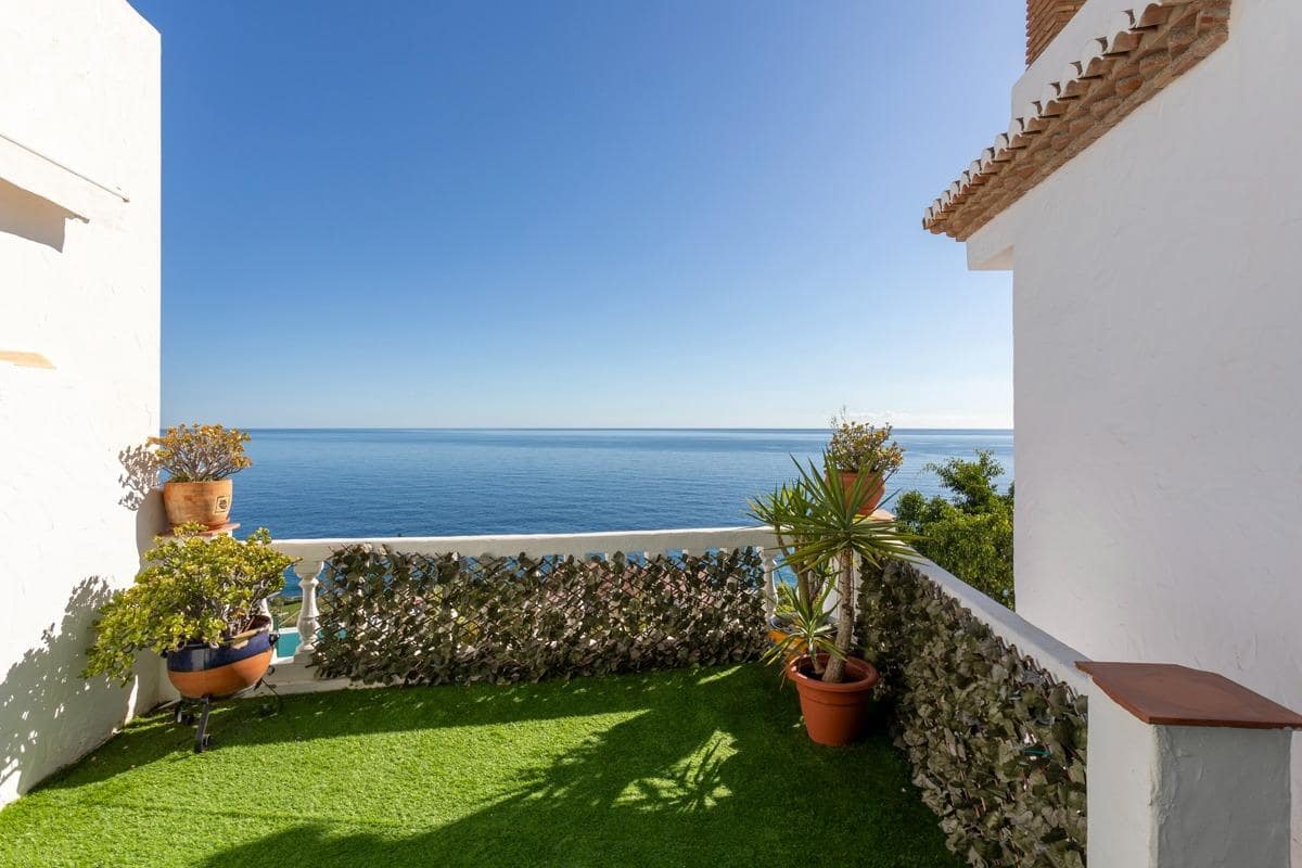3 soverom Villa til salgs i Almunecar med garasje - € 595 900 (Ref: 9438170)