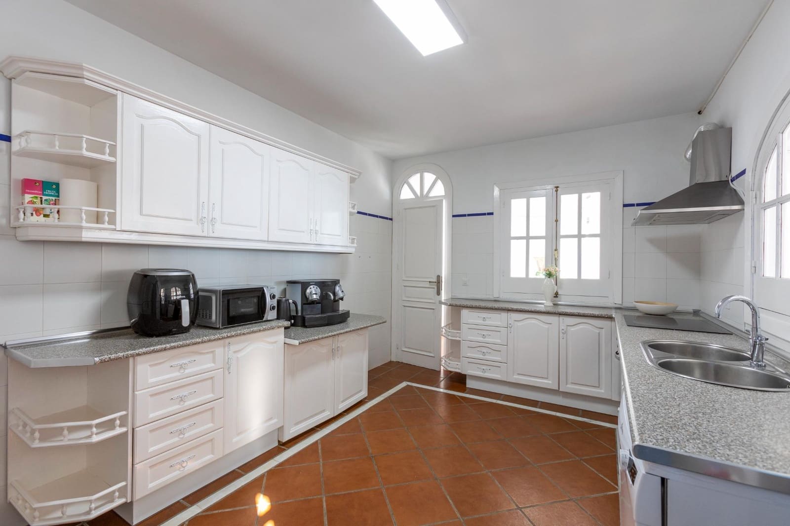3 soverom Villa til salgs i Almunecar med garasje - € 595 900 (Ref: 9438170)