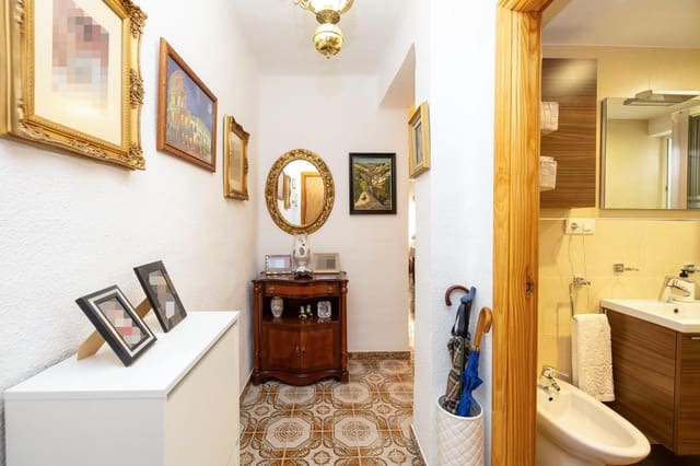 2 soveværelse Lejlighed til salg i Zaidin, Granada by - € 145.000 (Ref: 9440271)