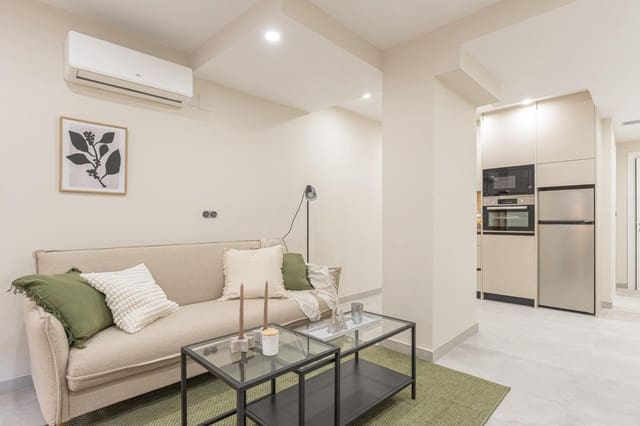 1 soveværelse Loft til salg i Málaga by - € 204.900 (Ref: 9440274)