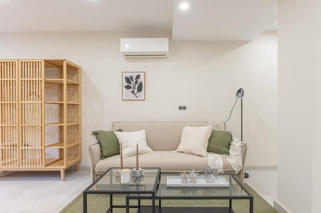 1 soveværelse Loft til salg i Málaga by - € 204.900 (Ref: 9440274)