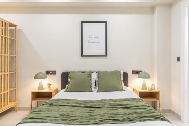 1 soveværelse Loft til salg i Málaga by - € 209.900 (Ref: 9440275)