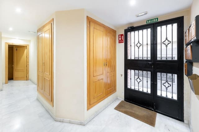 3 sovrum Lägenhet till salu i Monachil med garage - 159 900 € (Ref: 9440276)