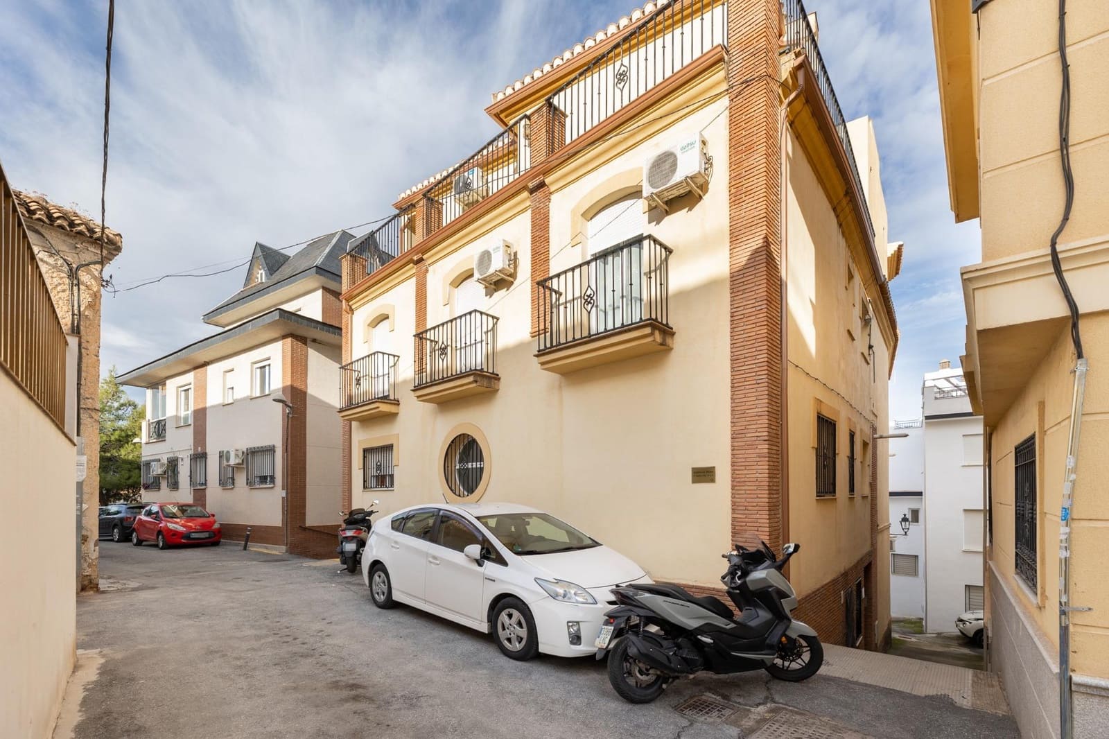 3 sovrum Lägenhet till salu i Monachil med garage - 159 900 € (Ref: 9440276)