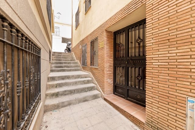3 sovrum Lägenhet till salu i Monachil med garage - 159 900 € (Ref: 9440276)