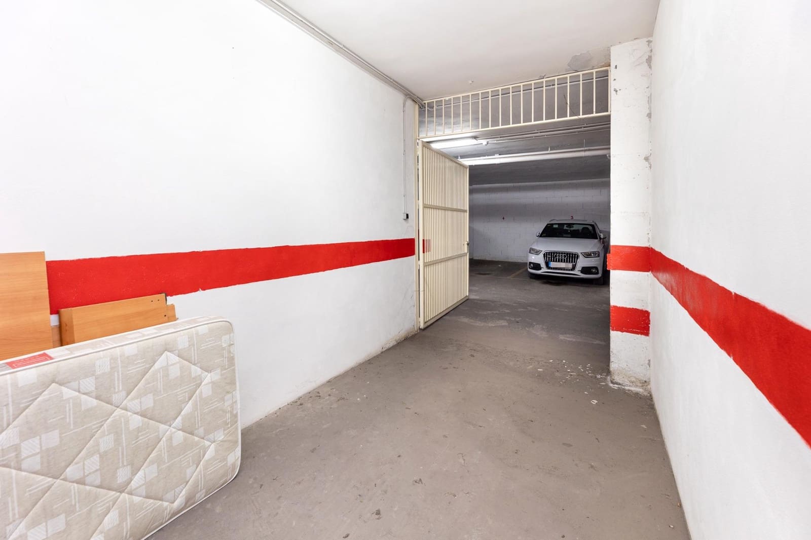 Piso de 3 habitaciones en Granada ciudad en venta con garaje - 199.000 € (Ref: 9440277)