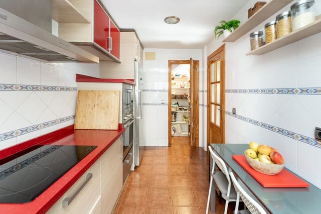 5 quarto Moradia em Banda para venda em Jun - 192 000 € (Ref: 9443365)