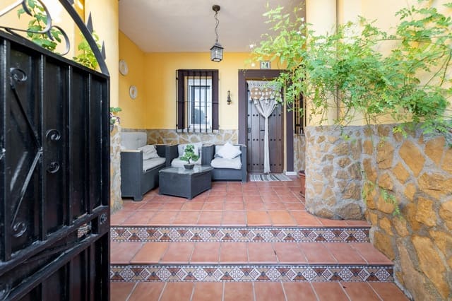 5 quarto Moradia em Banda para venda em Jun - 192 000 € (Ref: 9443365)