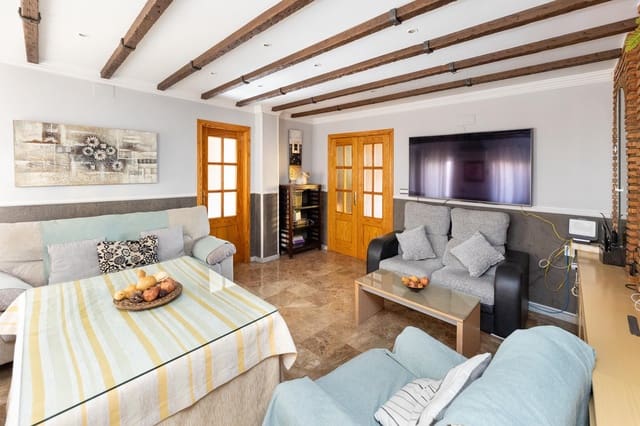 5 quarto Moradia em Banda para venda em Jun - 192 000 € (Ref: 9443365)