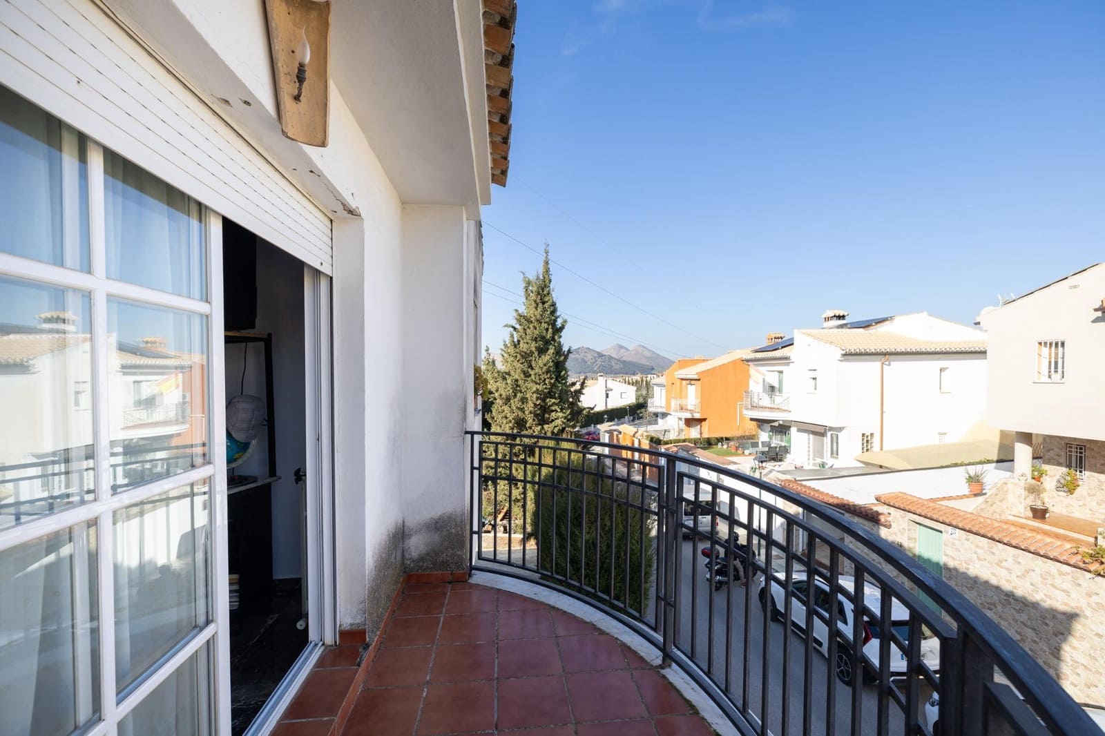 Chalet de 3 habitaciones en Albolote en venta con garaje - 280.000 € (Ref: 9446636)