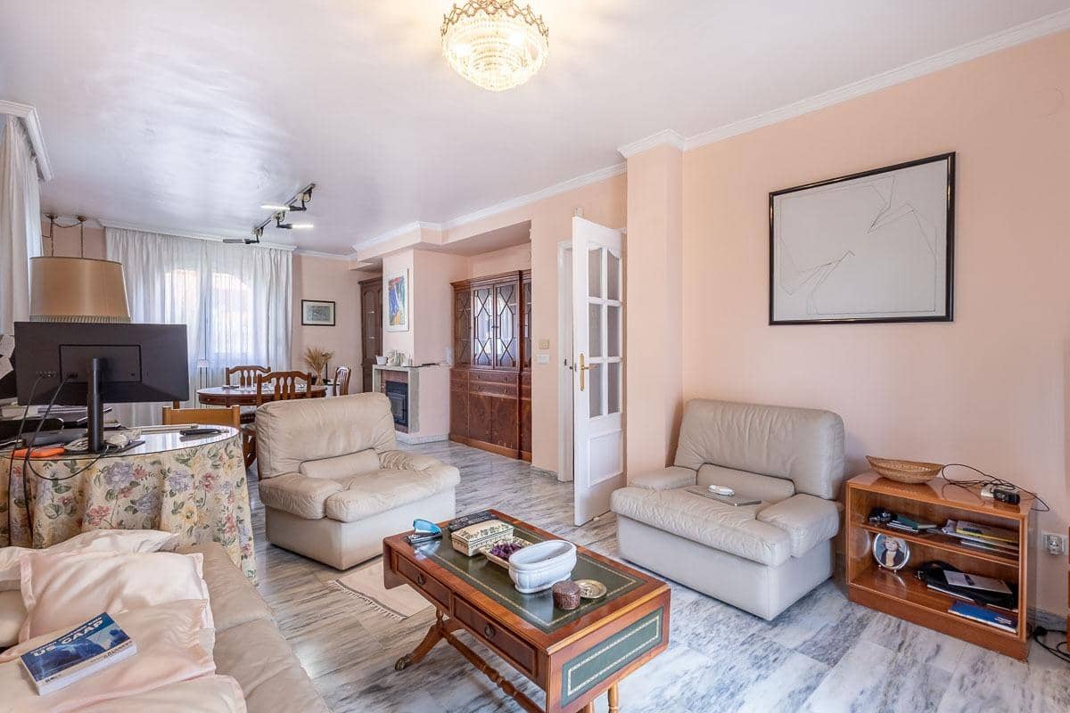 4 soverom Villa til salgs i Jun med svømmebasseng - € 240 000 (Ref: 9446638)