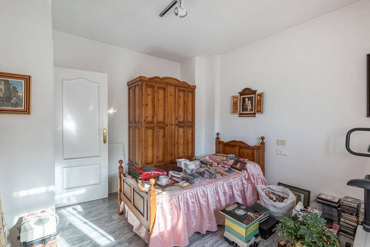 4 soverom Villa til salgs i Jun med svømmebasseng - € 240 000 (Ref: 9446638)