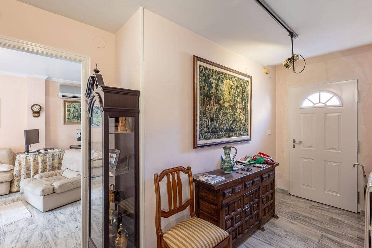 4 soverom Villa til salgs i Jun med svømmebasseng - € 240 000 (Ref: 9446638)