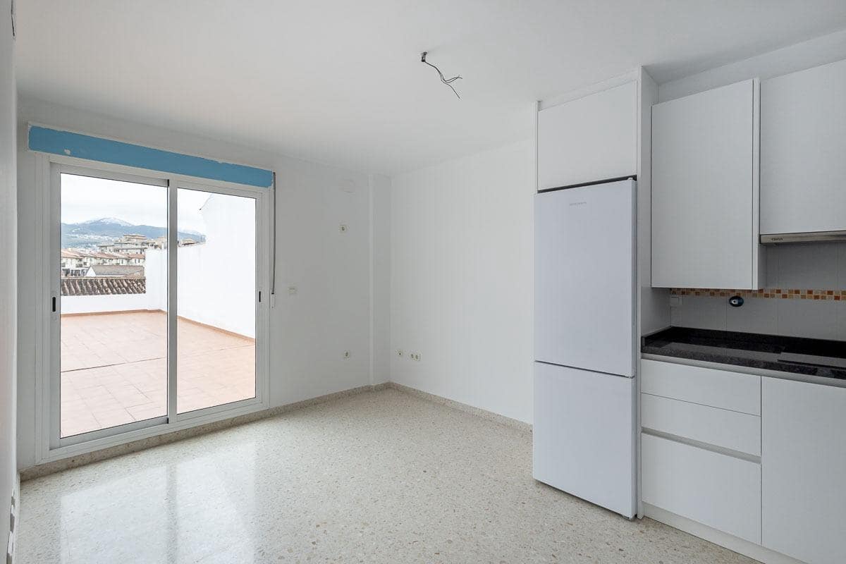 1 bedroom Penthouse for sale in Ogijares - € 135,000 (Ref: 9449655)