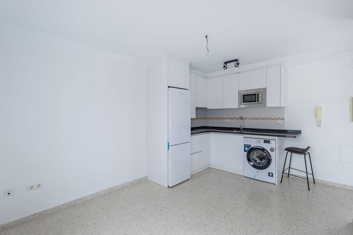 1 bedroom Penthouse for sale in Ogijares - € 135,000 (Ref: 9449655)