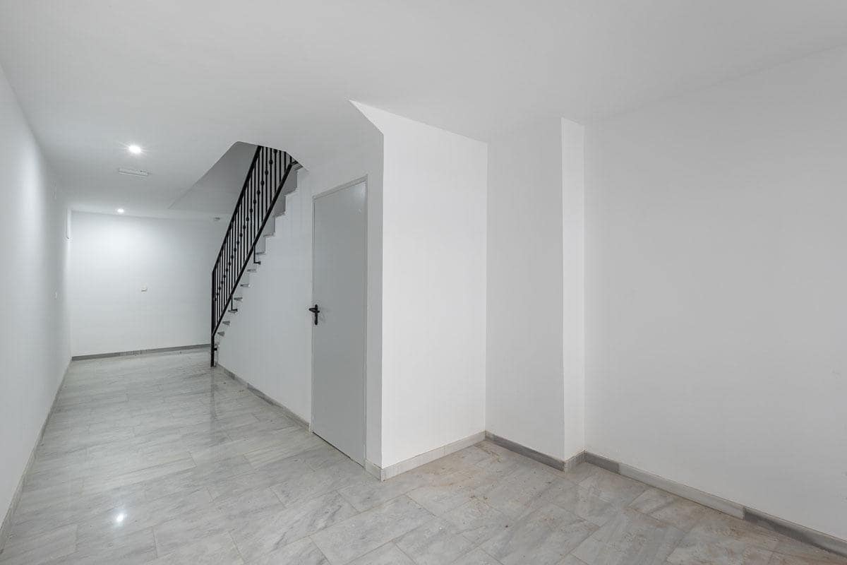 1 bedroom Penthouse for sale in Ogijares - € 135,000 (Ref: 9449655)