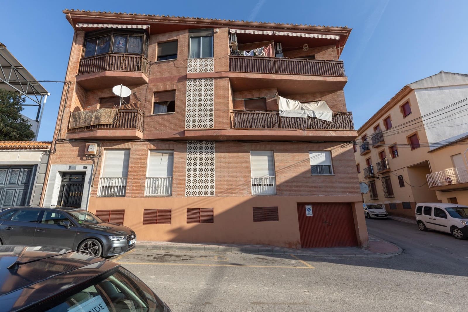 3 bedroom Flat for sale in Atarfe - € 135,000 (Ref: 9449656)