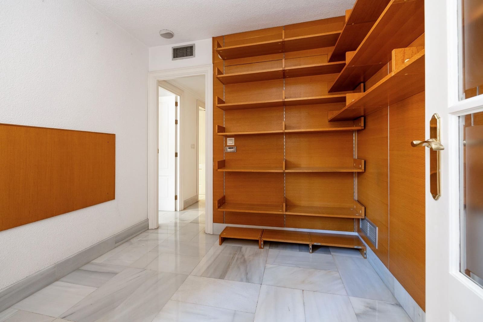 3 makuuhuone Asunto myytävänä paikassa Granada kaupunki mukana 
autotalli - 430 000 € (Ref: 9450476)