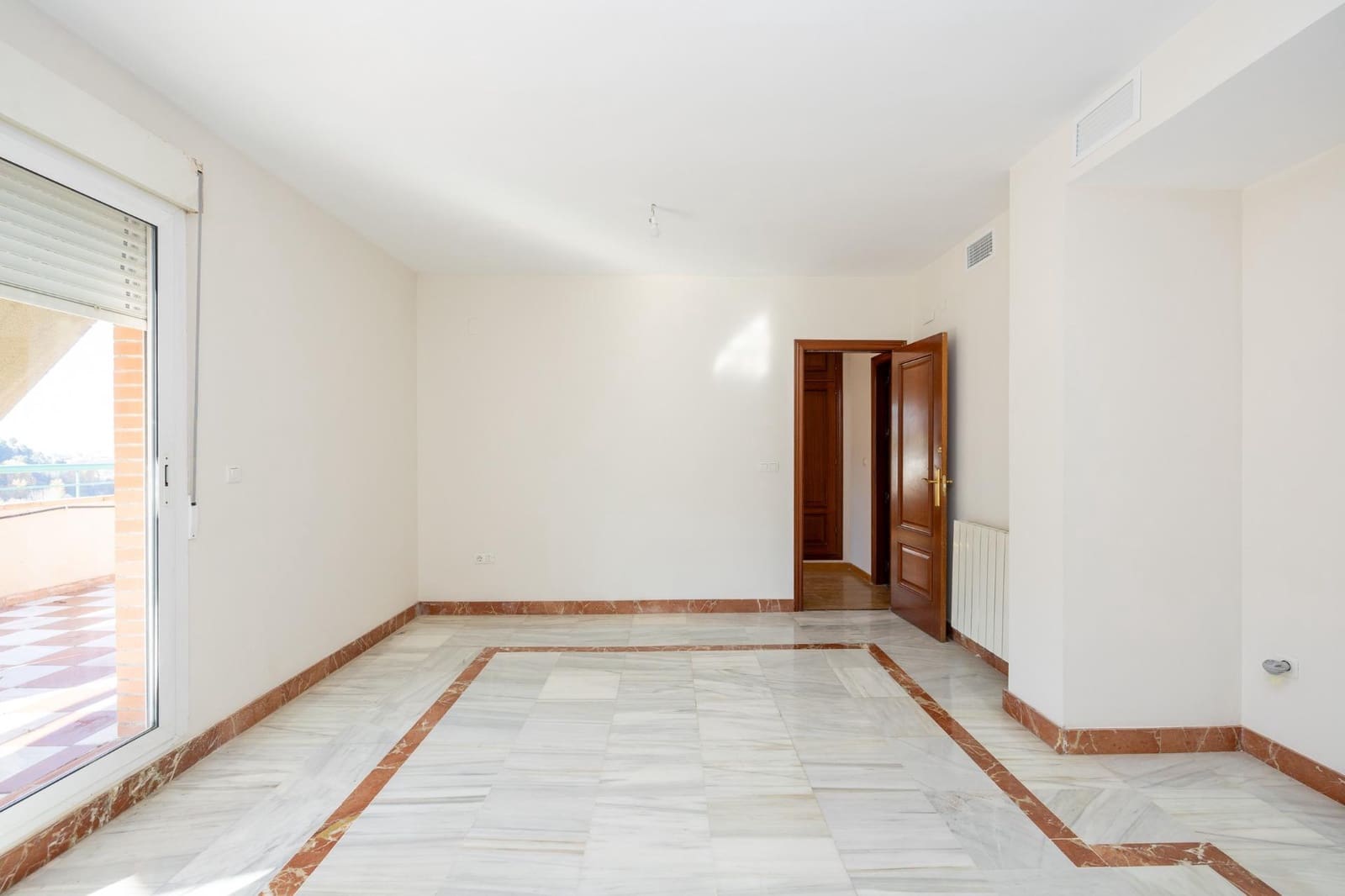 3 soveværelse Penthouse til salg i Granada by med garage - € 360.000 (Ref: 9450477)