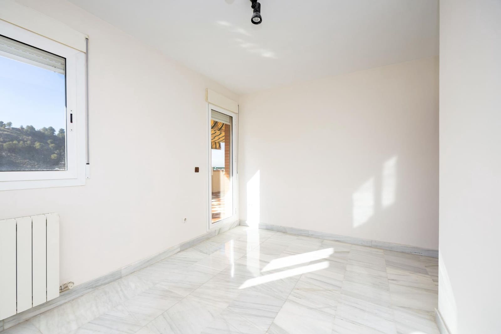 3 soveværelse Penthouse til salg i Granada by med garage - € 360.000 (Ref: 9450477)