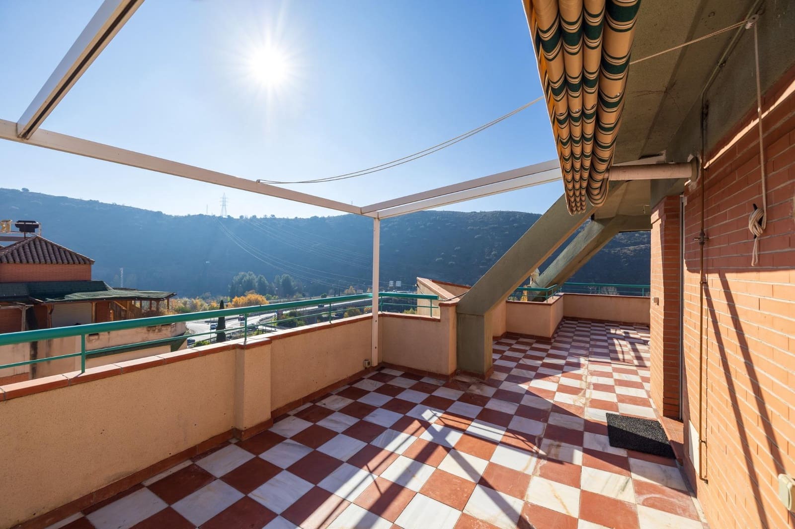 3 soveværelse Penthouse til salg i Granada by med garage - € 360.000 (Ref: 9450477)