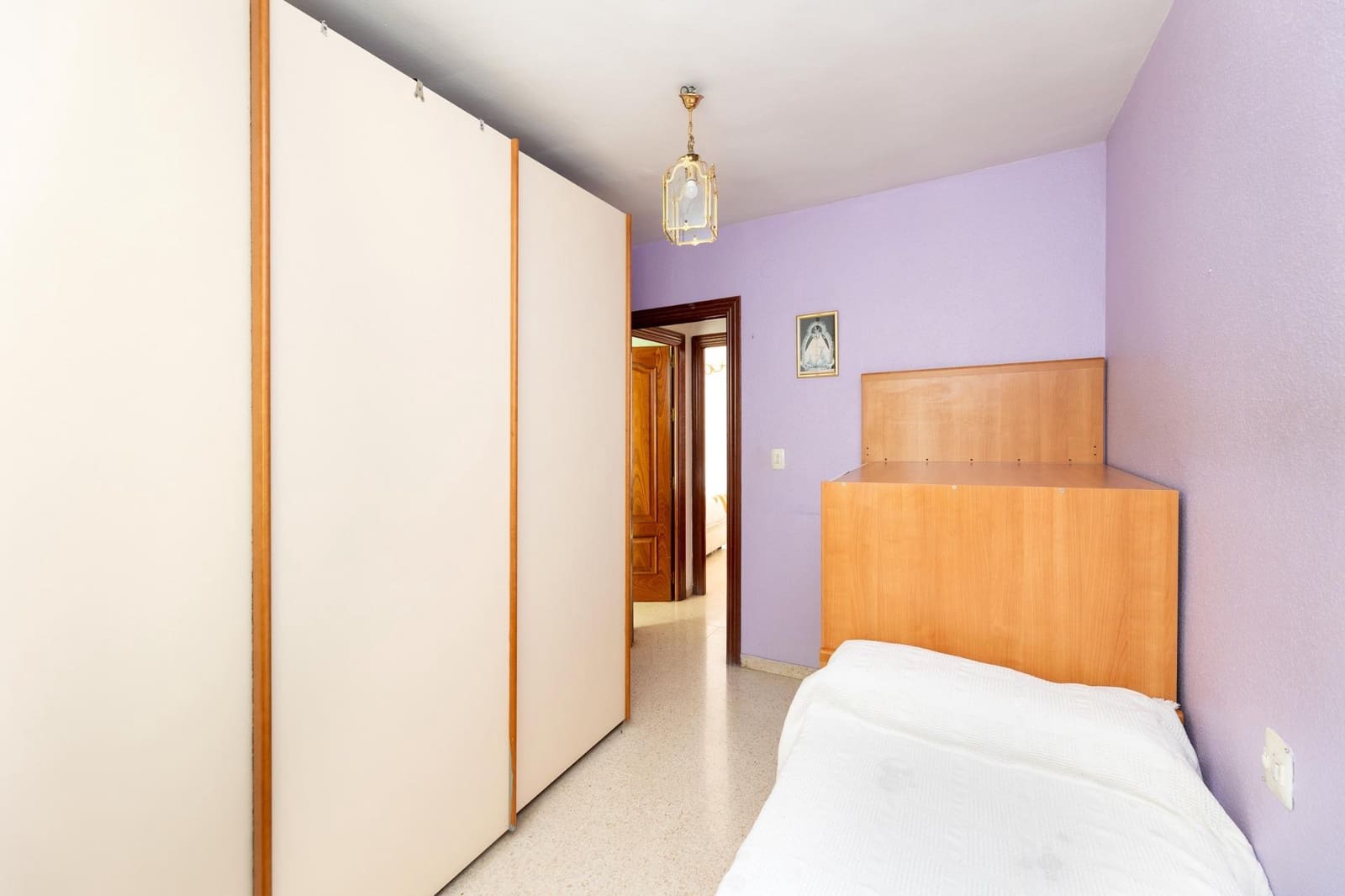 3 bedroom Flat for sale in Granada city with garage - € 199,000 (Ref: 9450478)