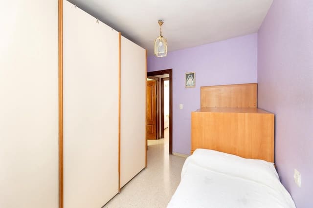 3 soveværelse Lejlighed til salg i Granada by med garage - € 199.000 (Ref: 9450478)