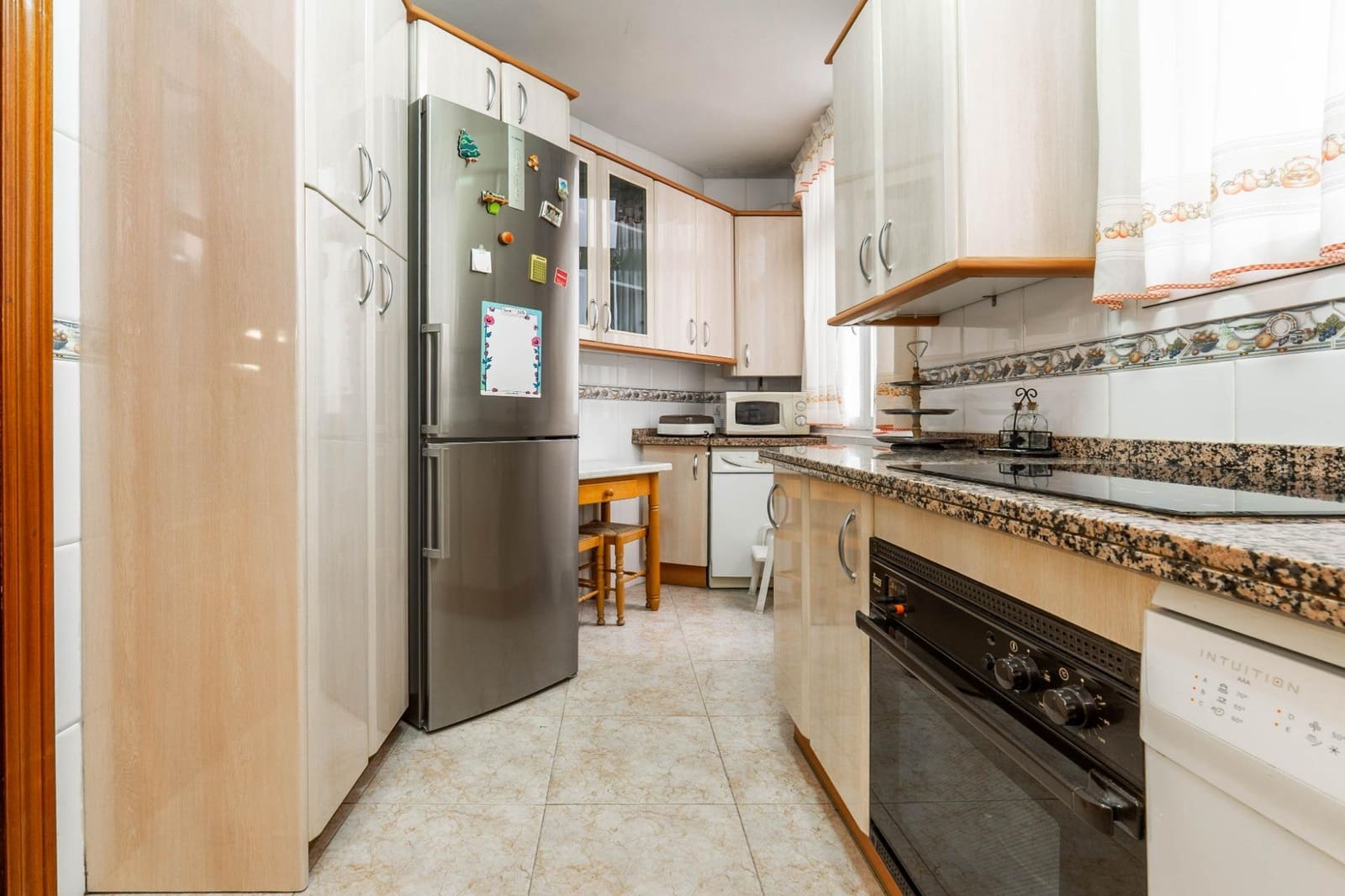 4 soverom Leilighet til salgs i Granada by med garasje - € 367 500 (Ref: 9450480)