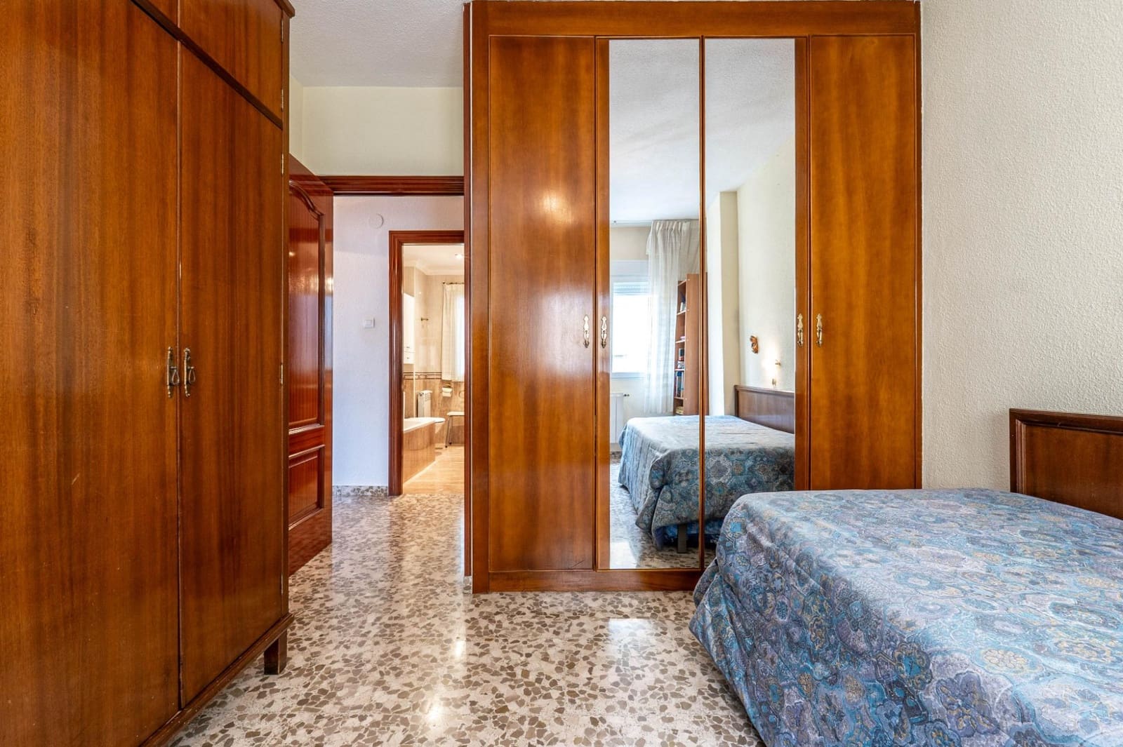 4 soverom Leilighet til salgs i Granada by med garasje - € 367 500 (Ref: 9450480)