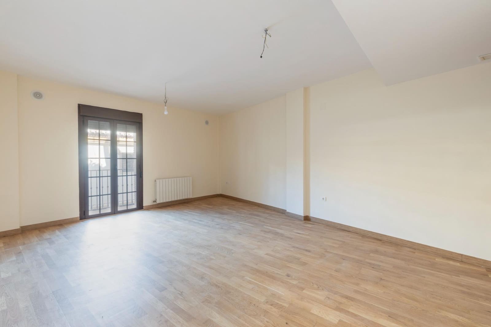 3 soveværelse Lejlighed til salg i La Zubia - € 180.000 (Ref: 9452328)