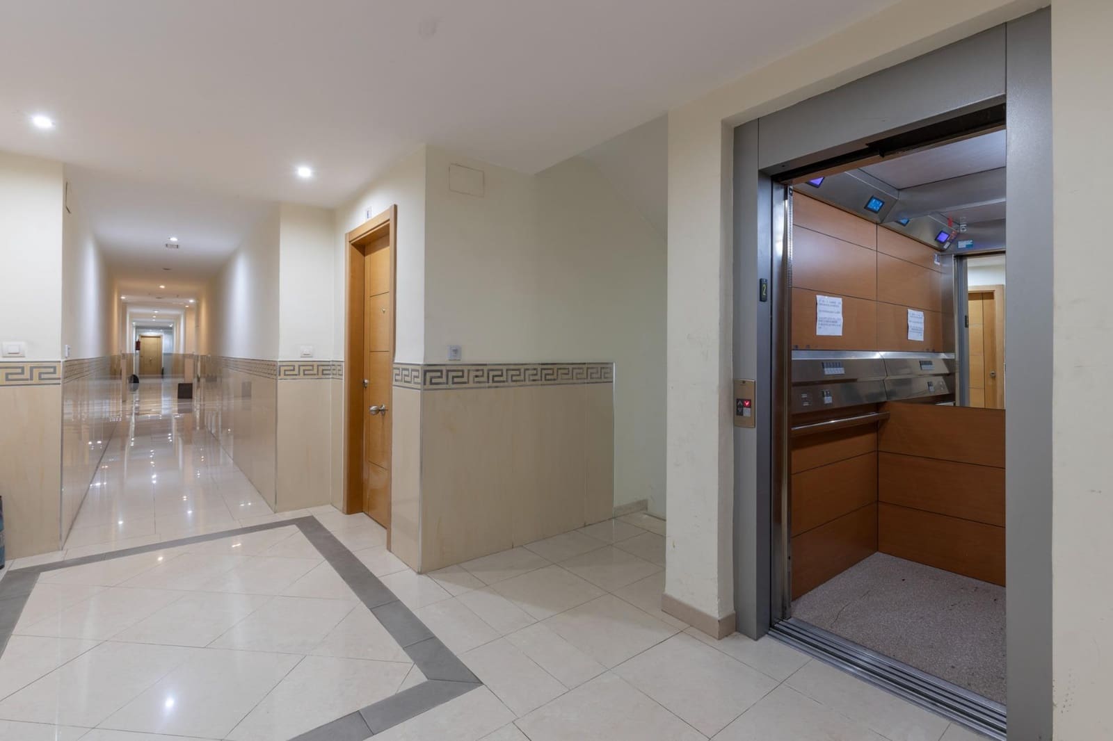 3 soveværelse Lejlighed til salg i La Zubia - € 180.000 (Ref: 9452328)