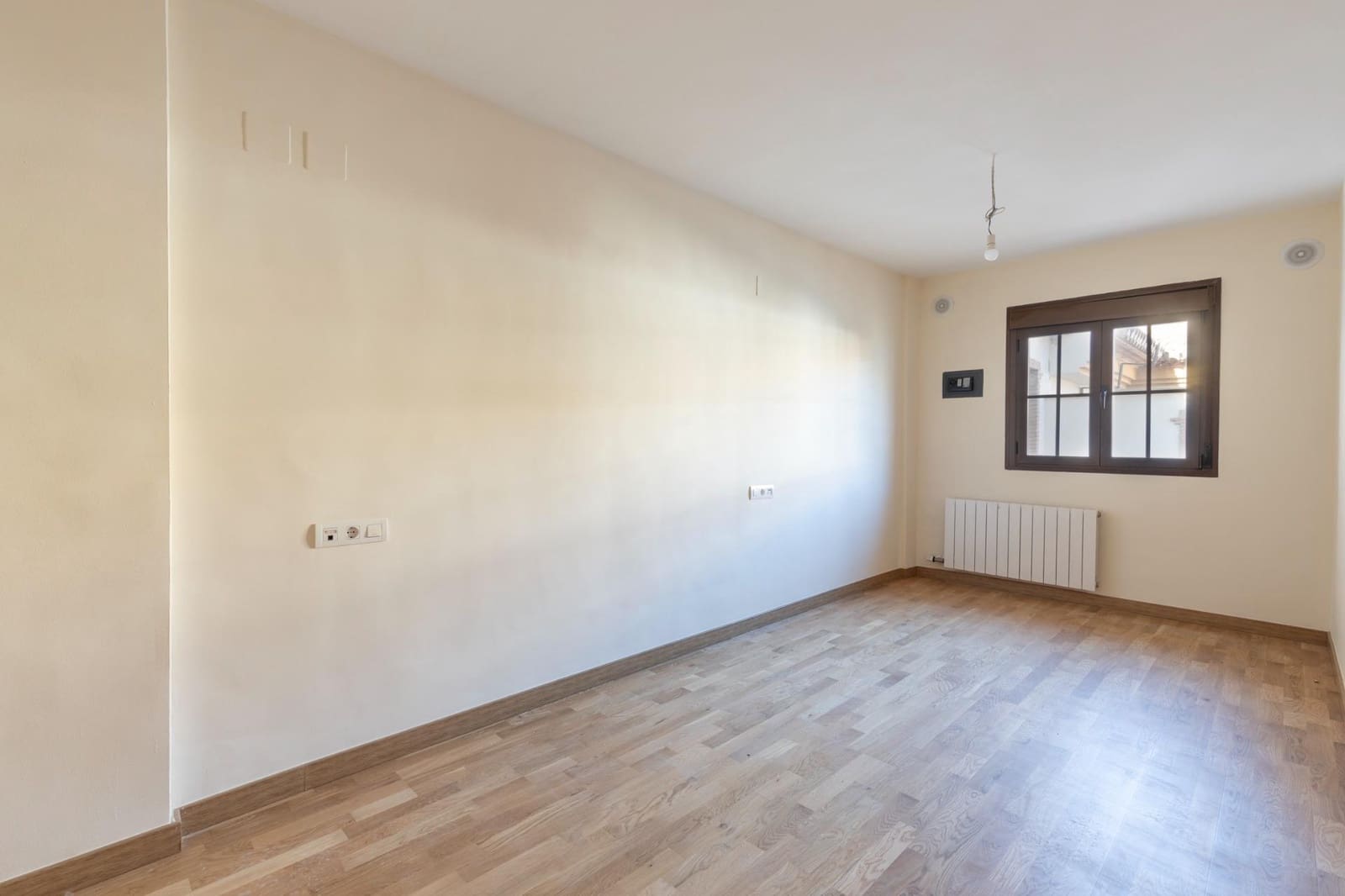 3 soveværelse Lejlighed til salg i La Zubia - € 180.000 (Ref: 9452328)