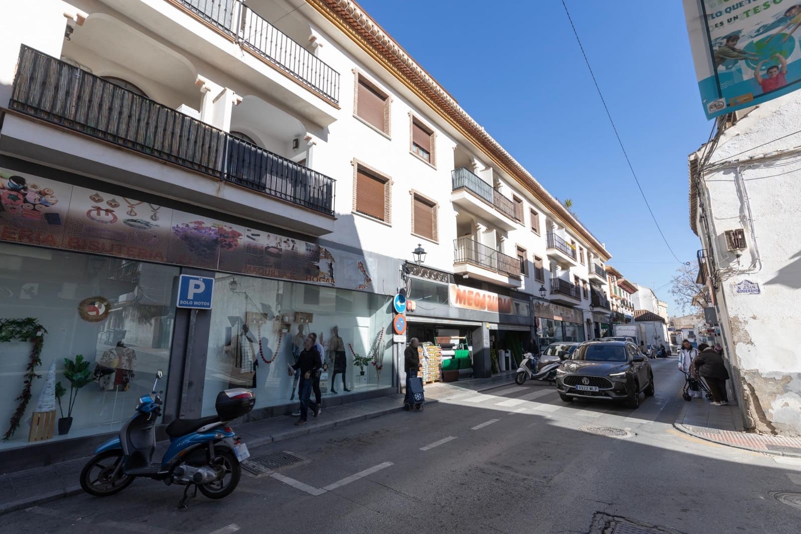 3 soveværelse Lejlighed til salg i La Zubia - € 180.000 (Ref: 9452328)