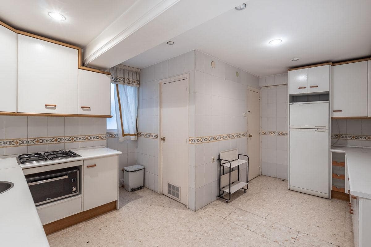 5 soverom Leilighet til salgs i Granada by - € 420 000 (Ref: 9452330)