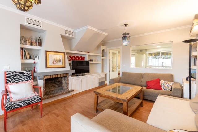 3 bedroom Terraced Villa for sale in Albaicin, Granada city with pool garage - € 339,000 (Ref: 9452331)