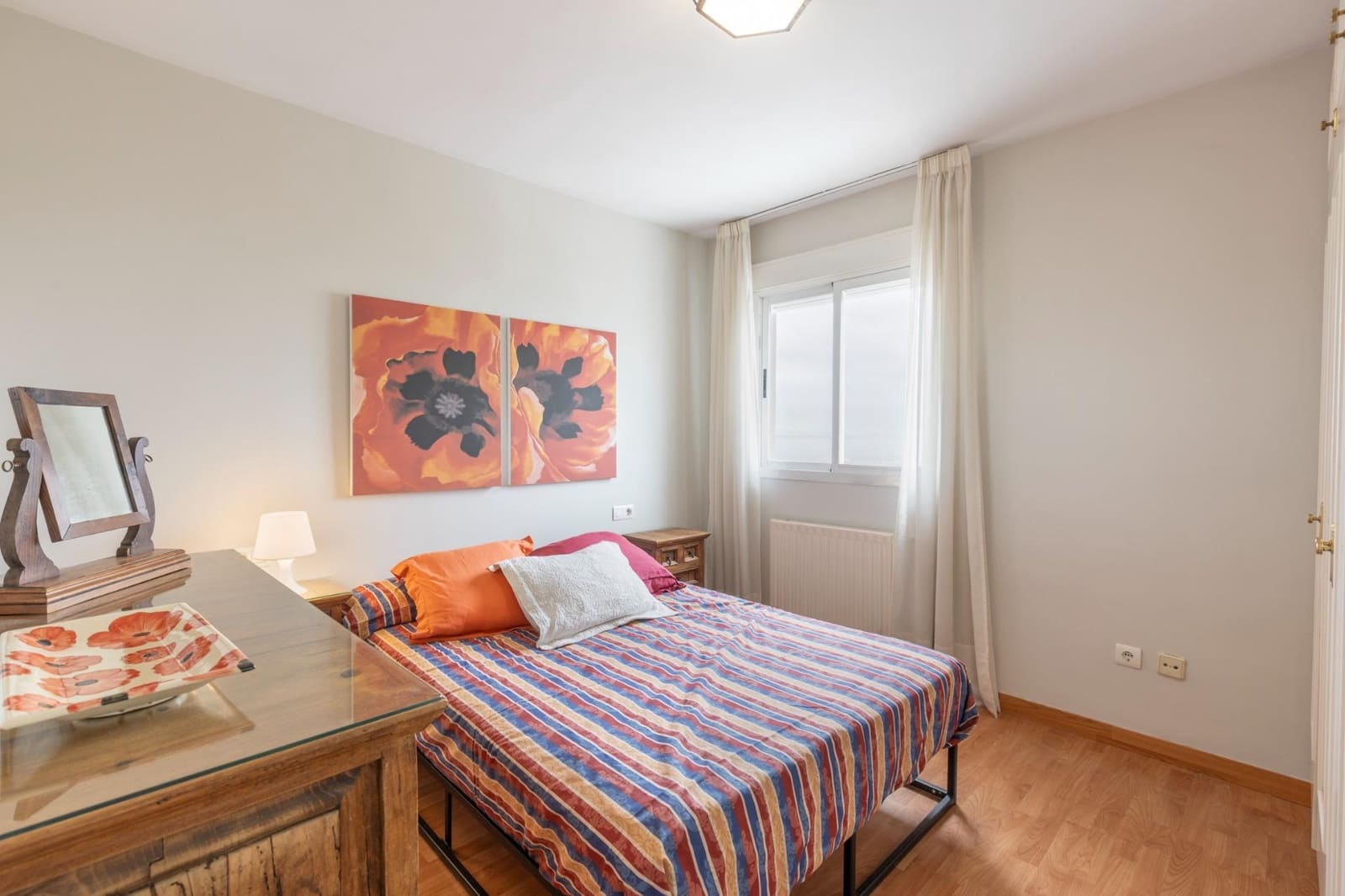 3 bedroom Terraced Villa for sale in Granada city with pool garage - € 339,000 (Ref: 9452331)