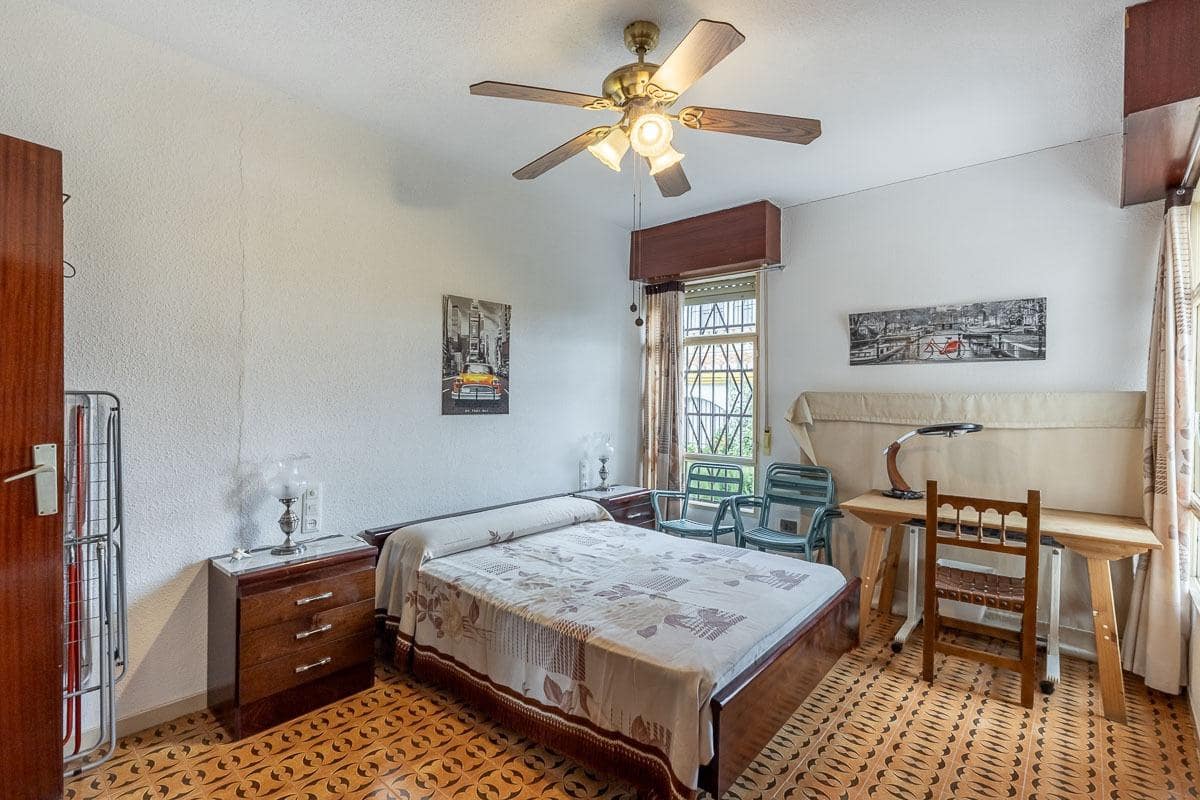 3 slaapkamer Finca/Landhuis te koop in Cajar met zwembad garage - € 435.000 (Ref: 9452332)