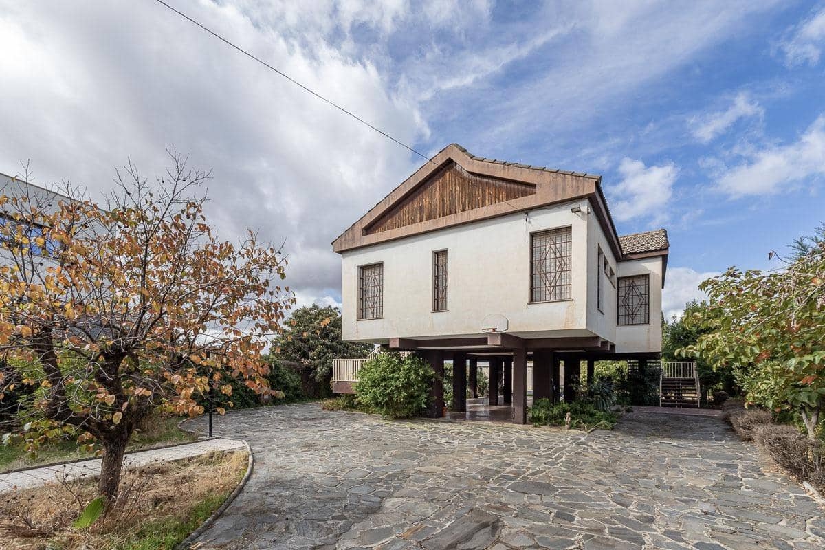 3 slaapkamer Finca/Landhuis te koop in Cajar met zwembad garage - € 435.000 (Ref: 9452332)