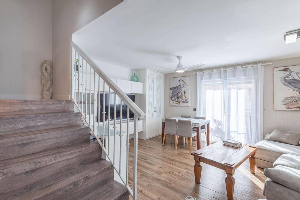 3 makuuhuone Huoneisto myytävänä paikassa Churriana de la Vega mukana 
autotalli - 209 000 € (Ref: 9456530)