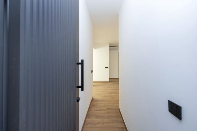 2 chambre Appartement à vendre à Centro, Grenade ville - 398 000 € (Ref: 9456532)