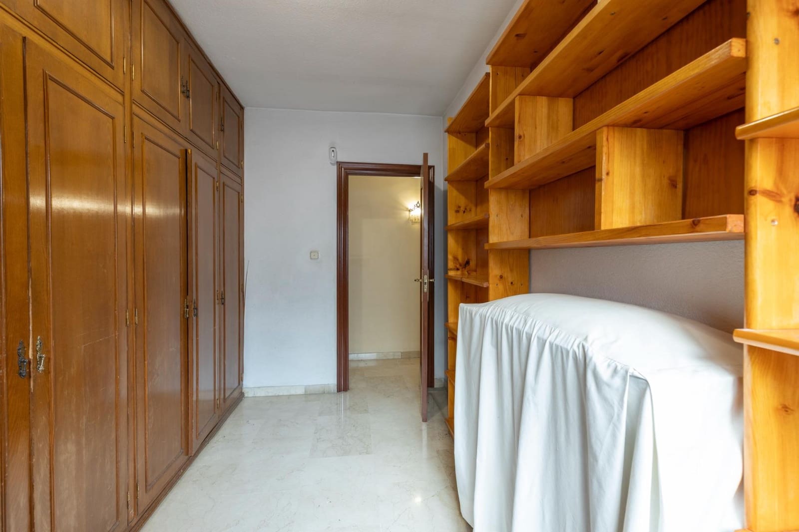 4 sovrum Lägenhet till salu i Granada stad med garage - 420 000 € (Ref: 9456533)