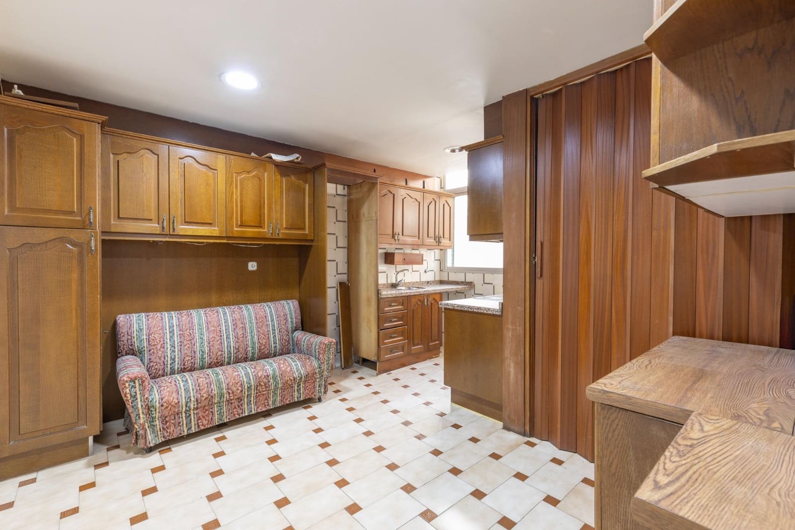 4 sovrum Lägenhet till salu i Granada stad med garage - 420 000 € (Ref: 9456533)