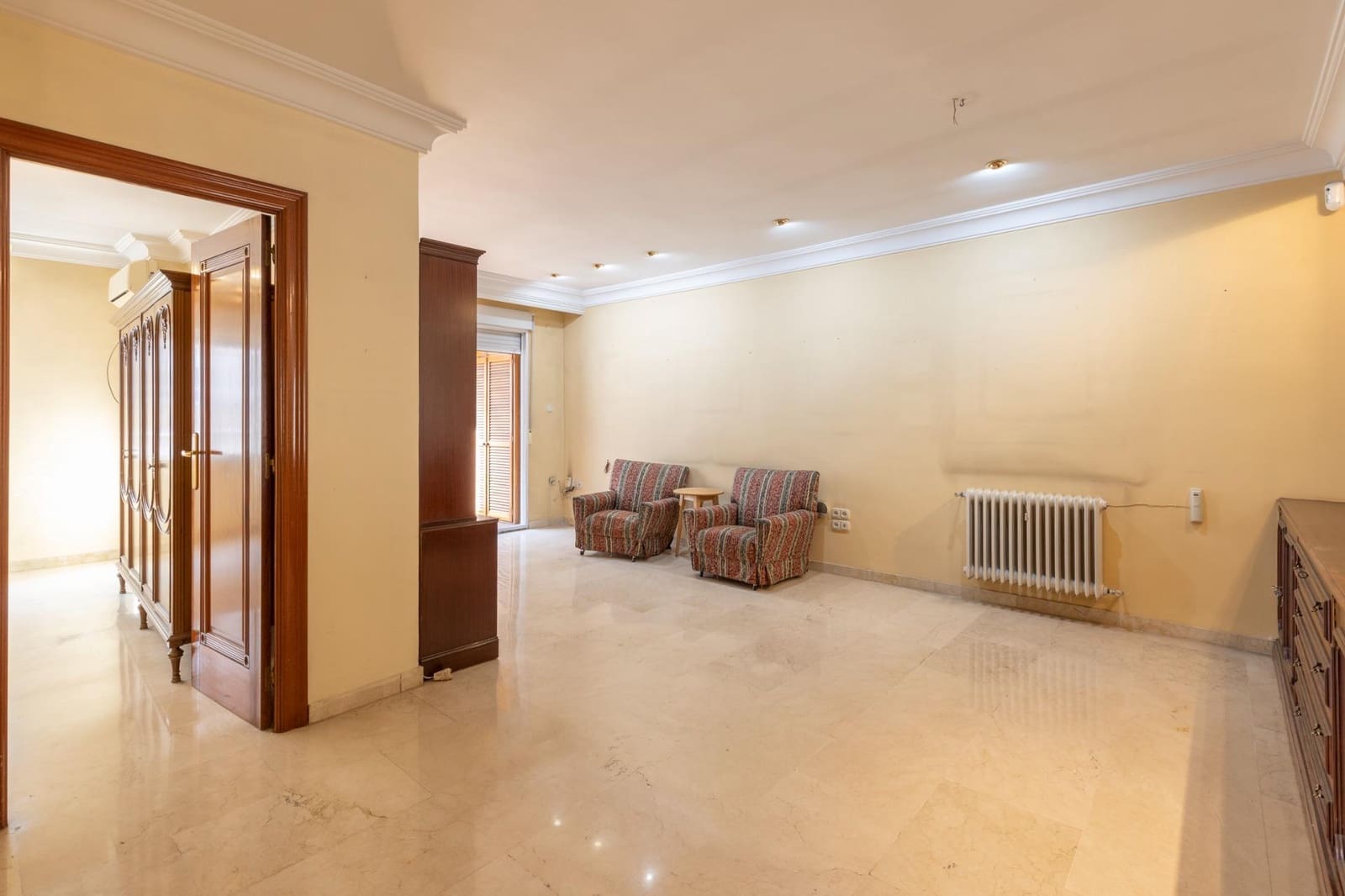 4 sovrum Lägenhet till salu i Granada stad med garage - 420 000 € (Ref: 9456533)