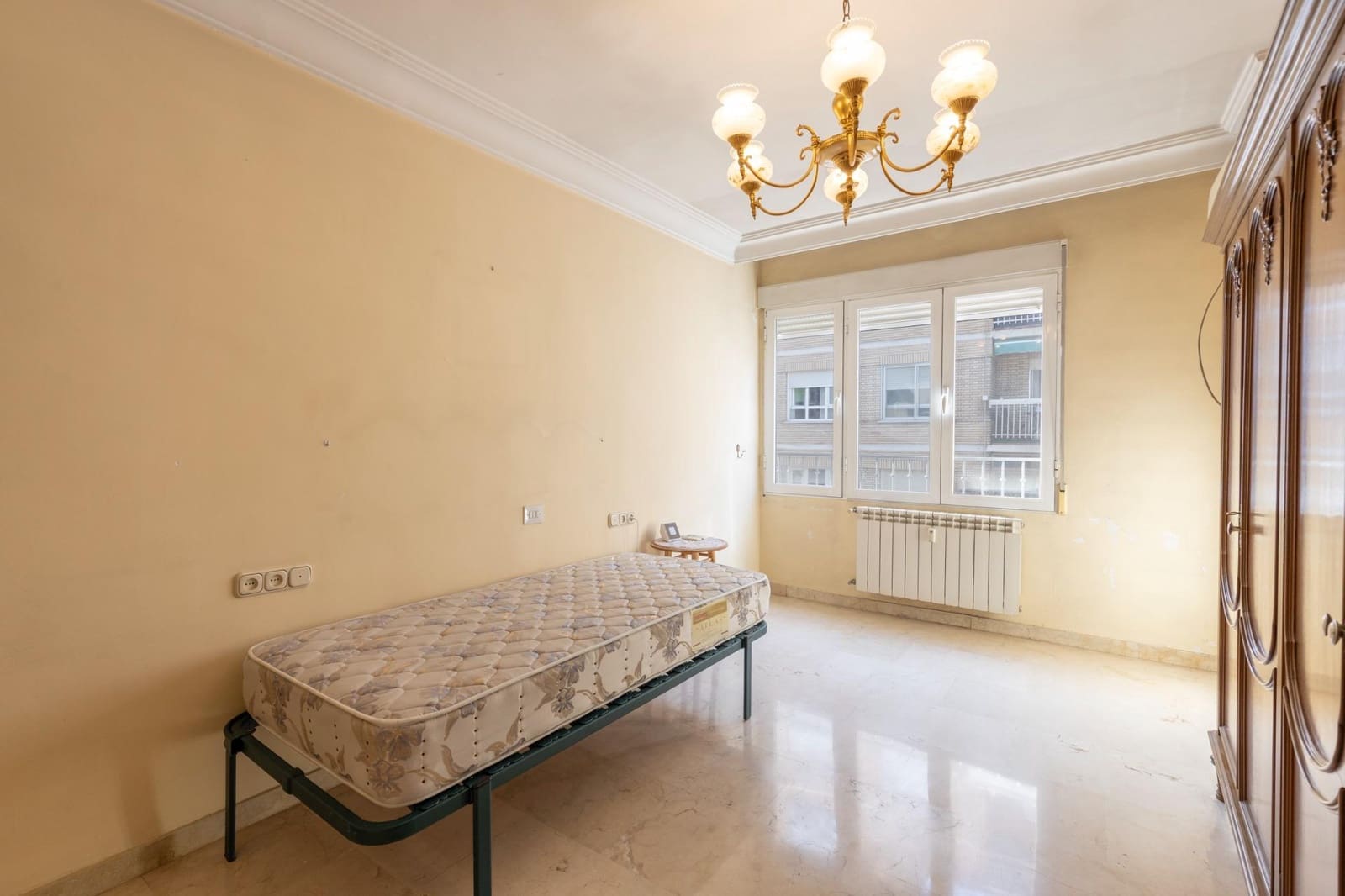 4 sovrum Lägenhet till salu i Granada stad med garage - 420 000 € (Ref: 9456533)